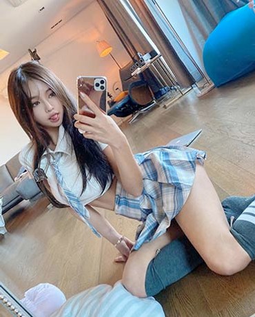Korean Sexy Selfie